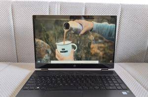Prenosnik HP Pavilion x360 15-cr0566nz — i5 8250U, 8 GB RAM, 250 GB SSD — Novi Sad