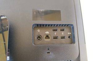 Računalnik HP Pavilion 23-g120nz All-in-One (za dele) — Novi Sad