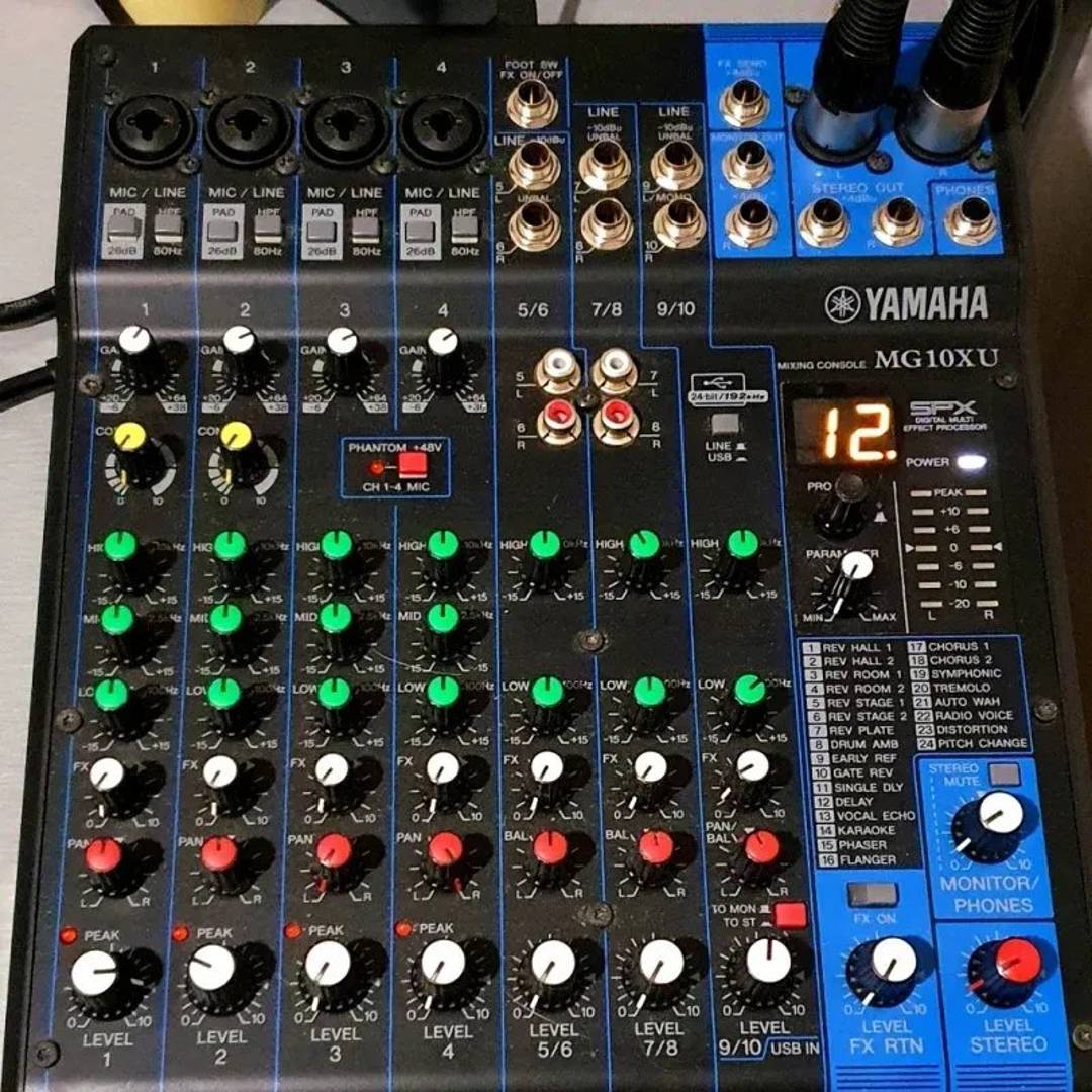 Mischpult Yamaha MG10XU, 10 Kanäle, USB, neu