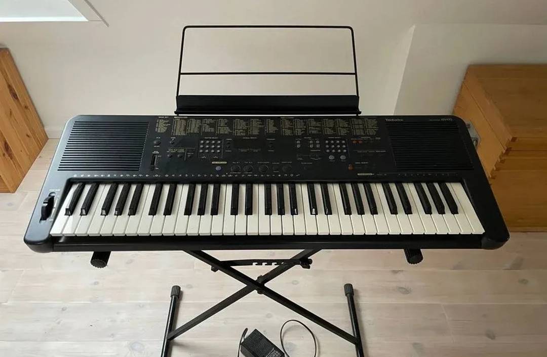 Claviatură aranjor Technics KN 470, 5 octave