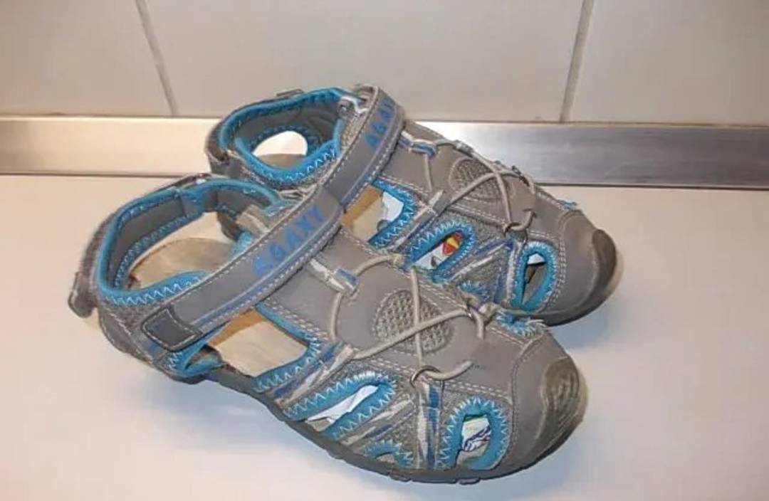 Agaxy Kindersandalen aus Leder mit Klettverschluss, Gr. 34