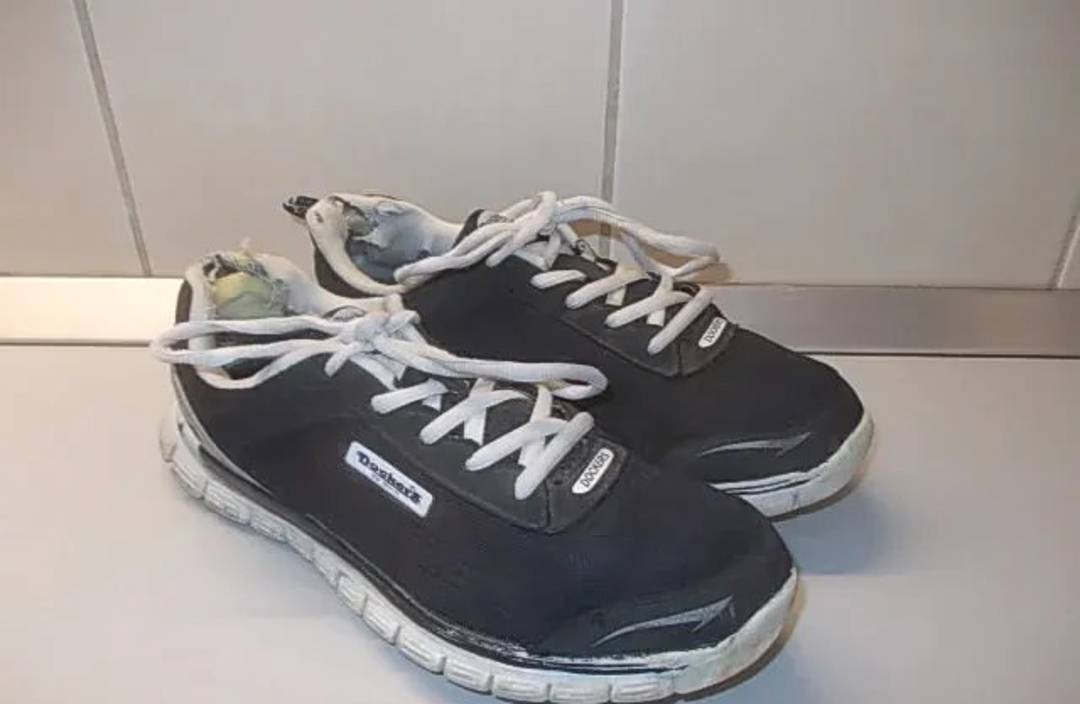 Dockers-Sneaker, Größe 39