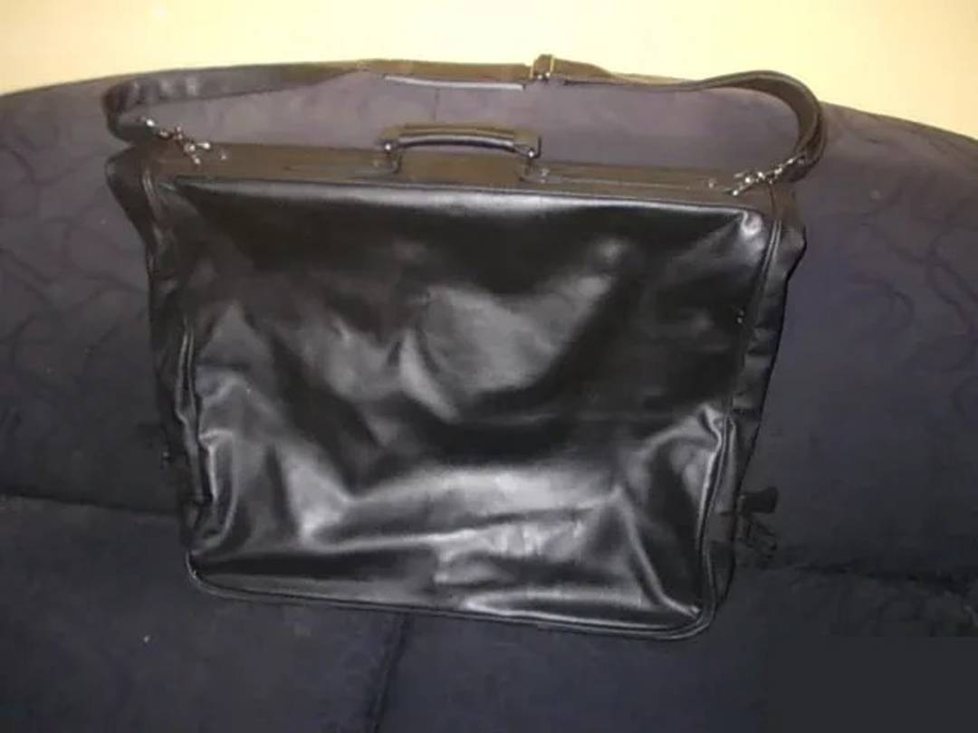 Ledertasche für Anzug, Hemden und Schuhe