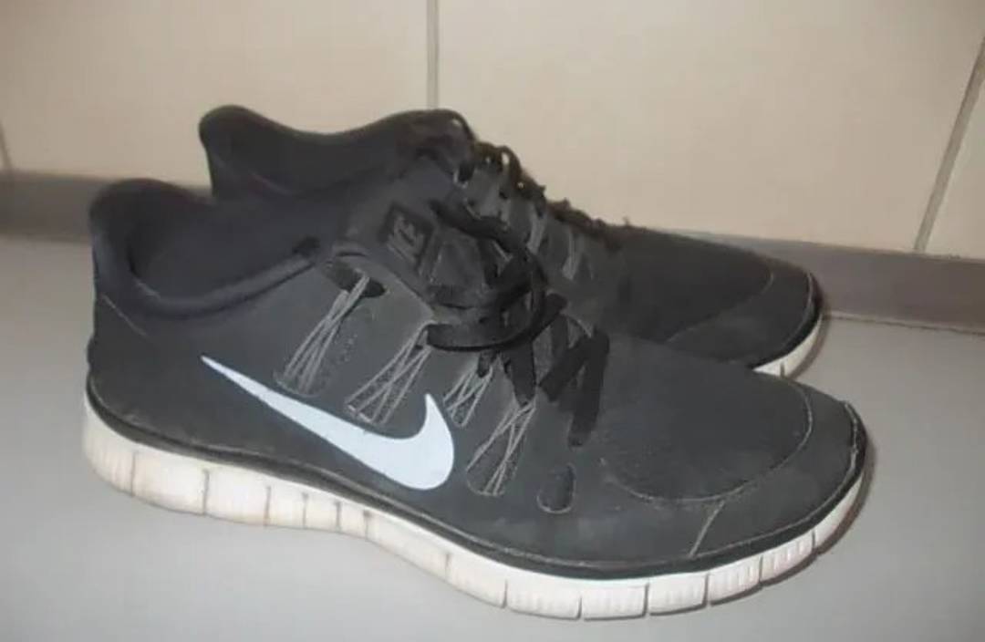 Nike Free sportcipő, 41-es és 42,5-es méret