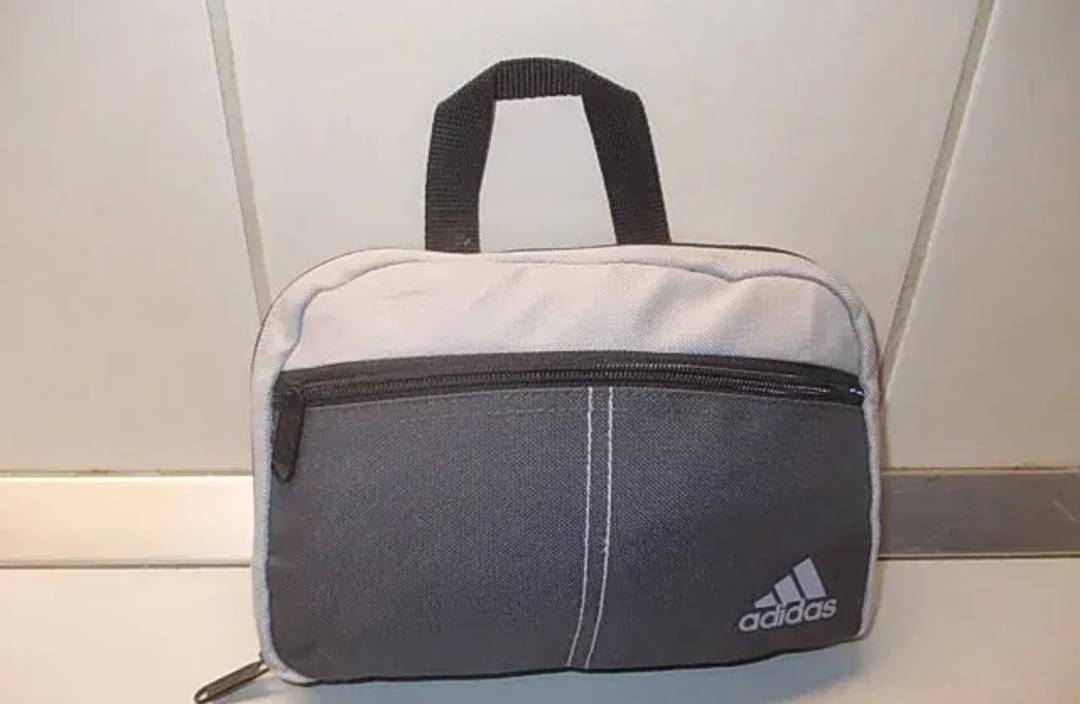 Adidas Kosmetiktasche, 31x22x13 cm