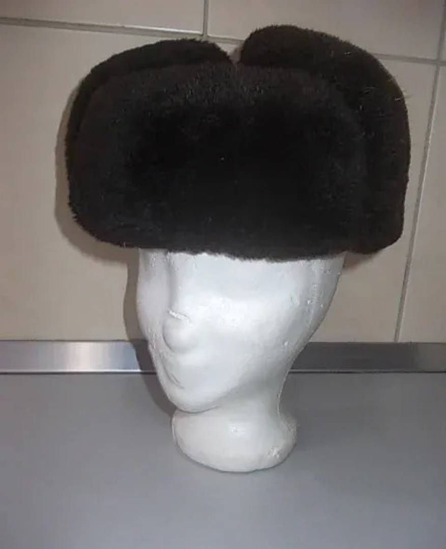 Мъжка руска кожена шапка ушанка, черна