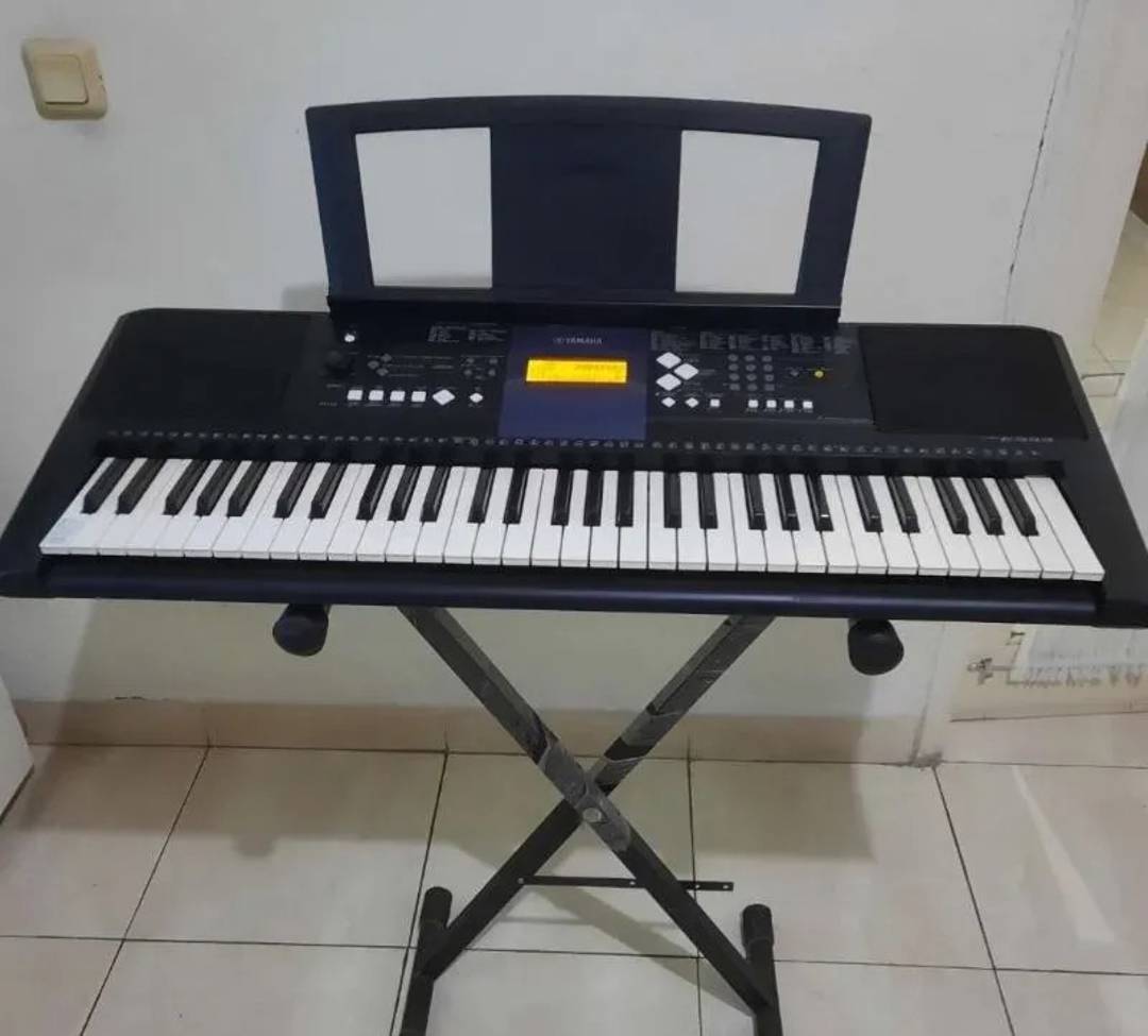 Yamaha PSR-E333 arranger billentyűs hangszer, 5 oktáv