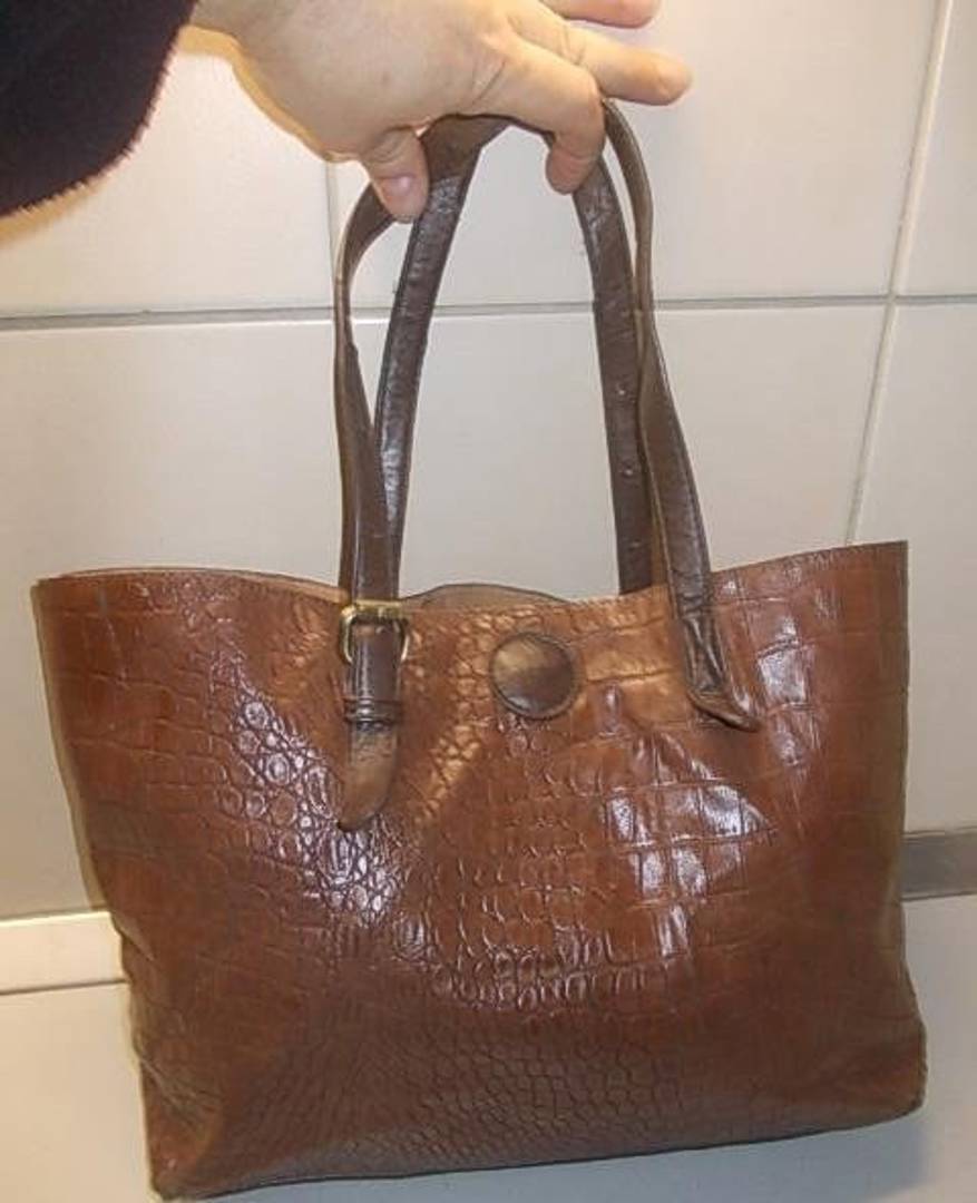 Ženska torba Bulaggi 38x28x17 cm, imitacija krokodilske kože