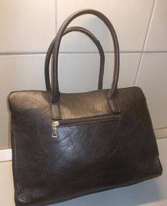 Tasche mit zwei Henkeln, 37,5x29x14 cm — Smederevo