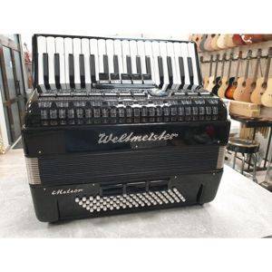Akkordeon Weltmeister Meteor, 80 Bässe, 5+3 Register — Smederevo