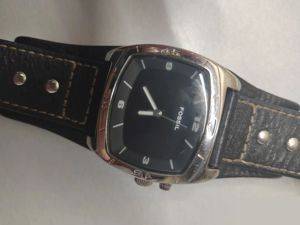 Fossil Big Tic Kaleido Uhr, eckiges Gehäuse, breites Lederarmband — Smederevo