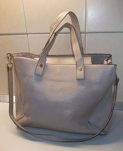 Damen-Ledertasche HM 40x30x25 cm, graubeige — Smederevo