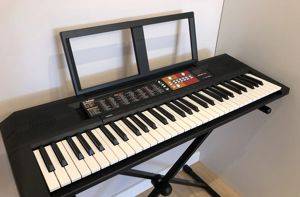 Yamaha PSR-F51 Keyboard mit Begleitautomatik, 5 Oktaven — Smederevo