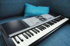 Bontempi PM 65 Arranger-Keyboard mit anschlagdynamischen Tasten — Smederevo