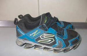 Skechers-Kindersneaker mit Klettverschluss, Gr. 33 — Smederevo