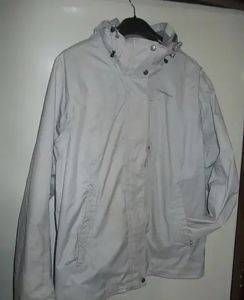 Quechua-Jacke mit Kapuze, Unisex, Gr. XL (54) — Smederevo