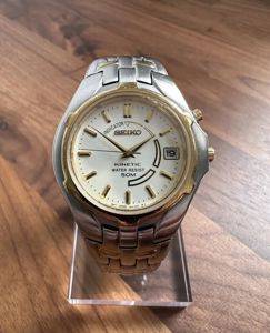Sat Seiko Kinetic 5M62-0A89, beli brojčanik, dvobojni — Smederevo