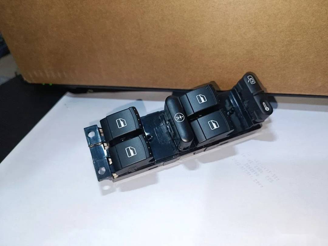 Buton geam electric, stânga față VW Golf IV, Bora, Passat B5/B5.5