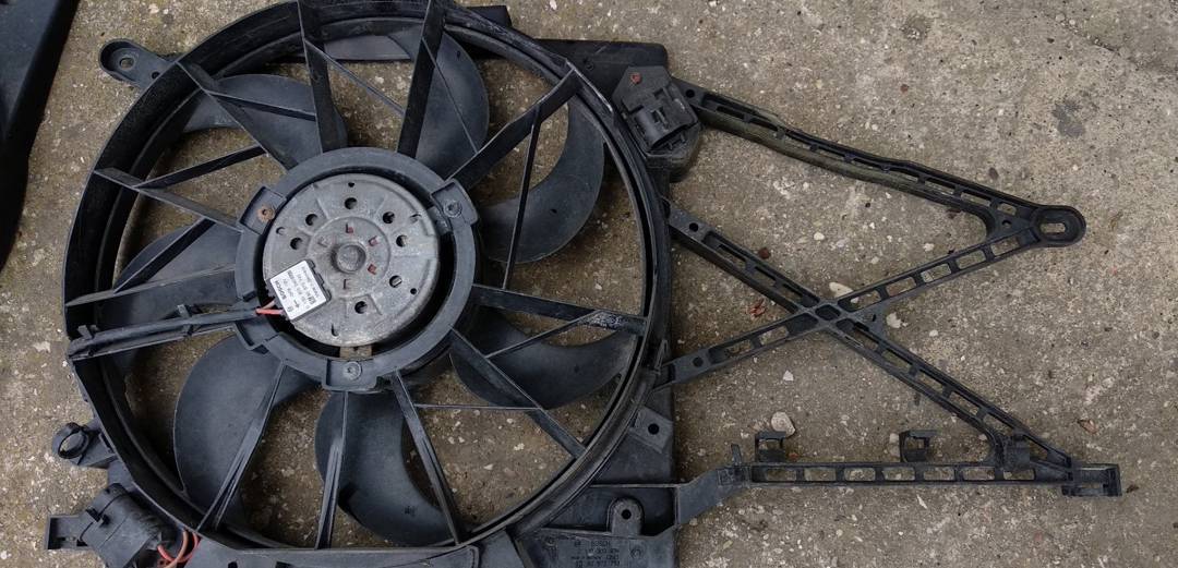 Ventilator hladnjaka / klime Opel Astra G