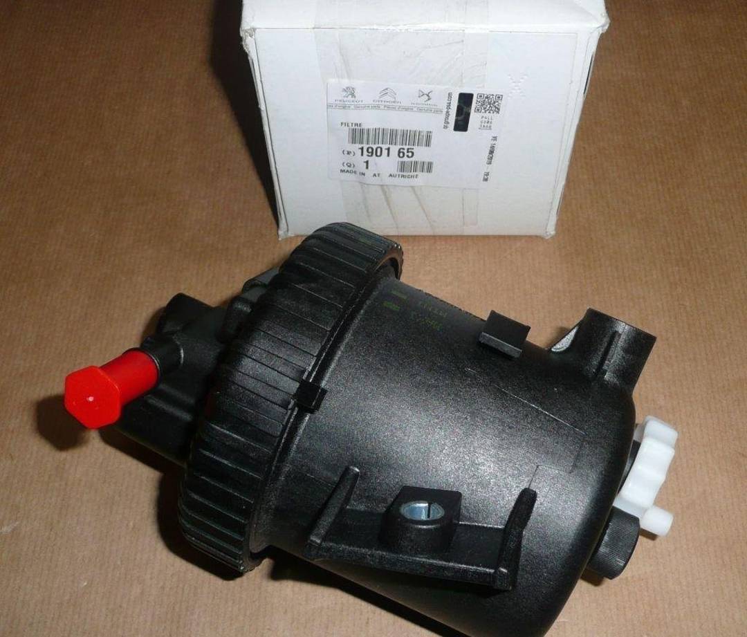 Carcasă filtru combustibil Peugeot / Citroën 2.0 HDi 1901.65