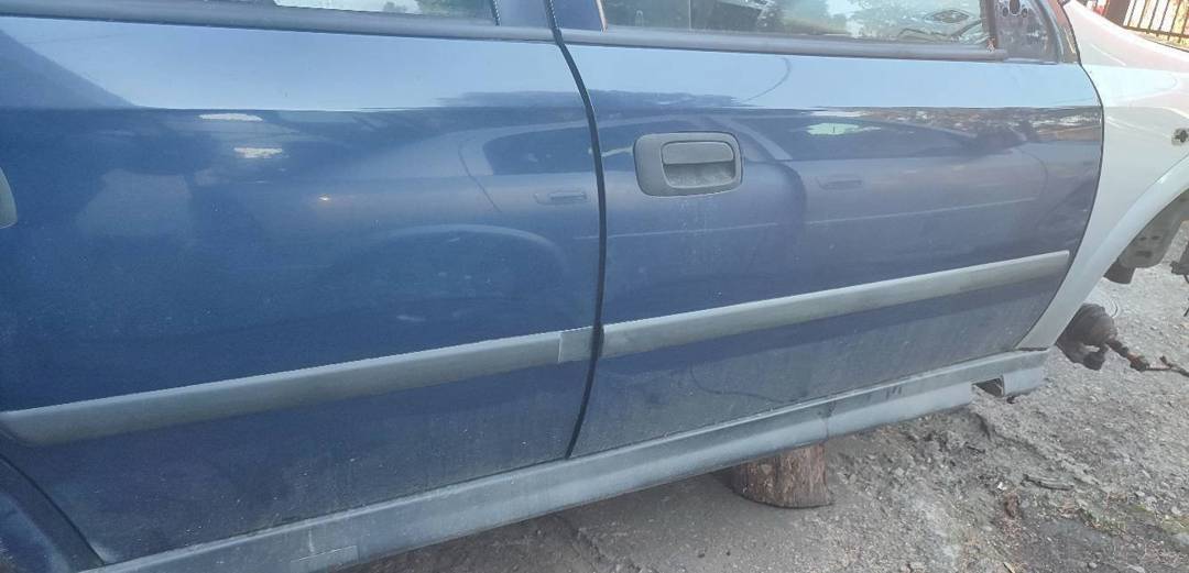Bočne lajsne na vratima Opel Astra G (1998–2008)