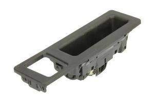 Кнопка открывания багажника BMW 2 F22, 3 F30/F31/F34, 4 F32/F36 — Beograd