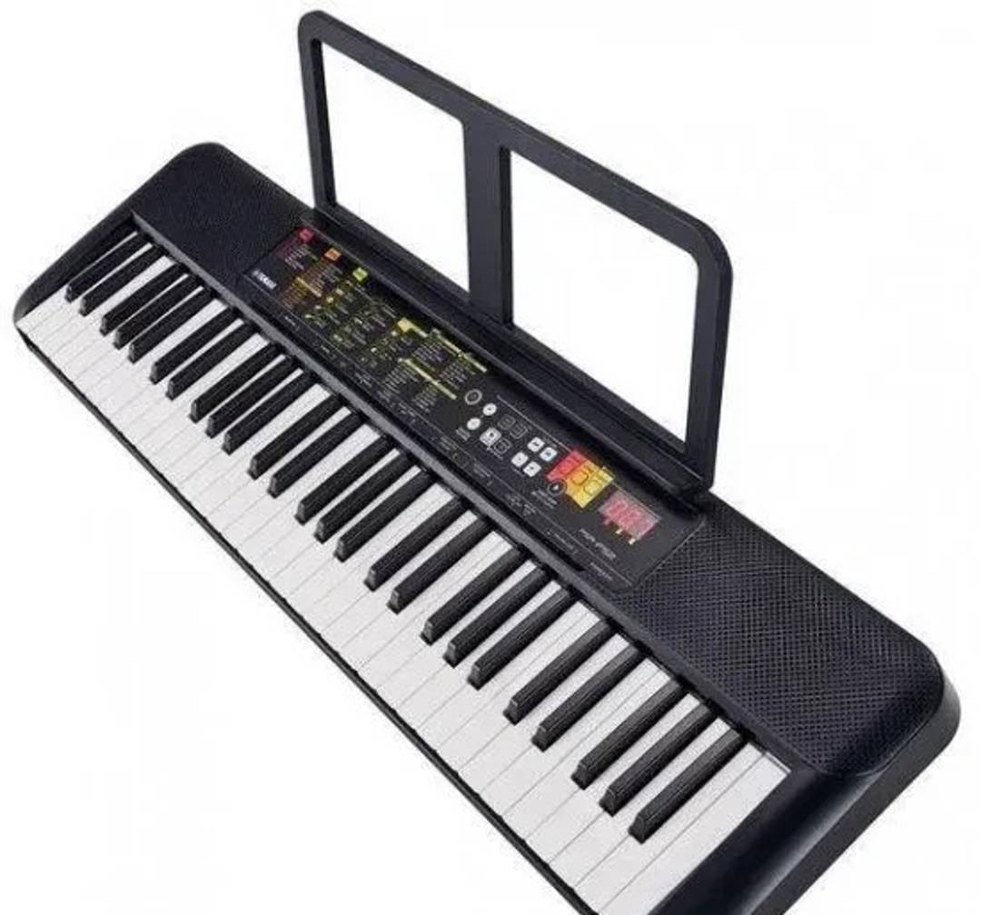Claviatură Yamaha PSR-F52, 61 de clape