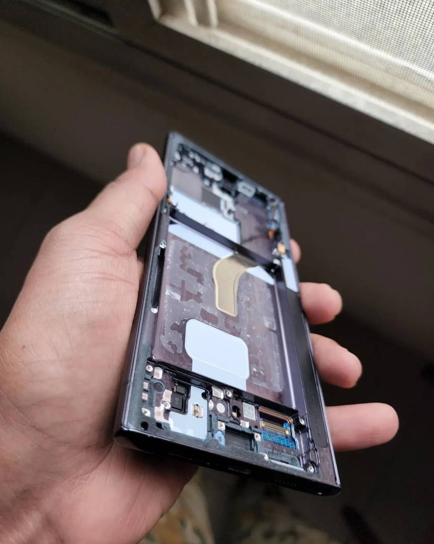 LCD screen for Samsung Galaxy S22 Ultra