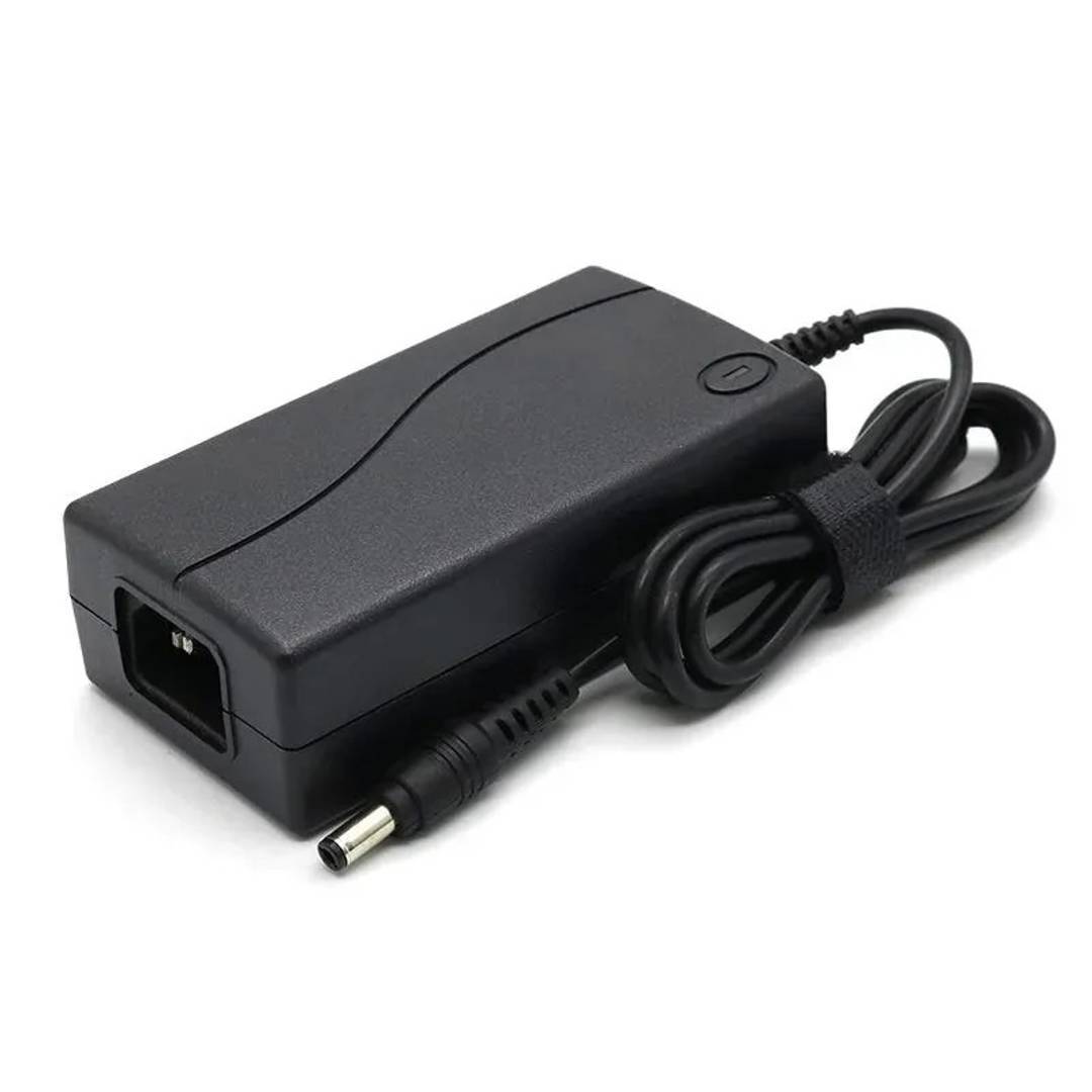 Universal-Netzteil 12 V 3 A 36 W