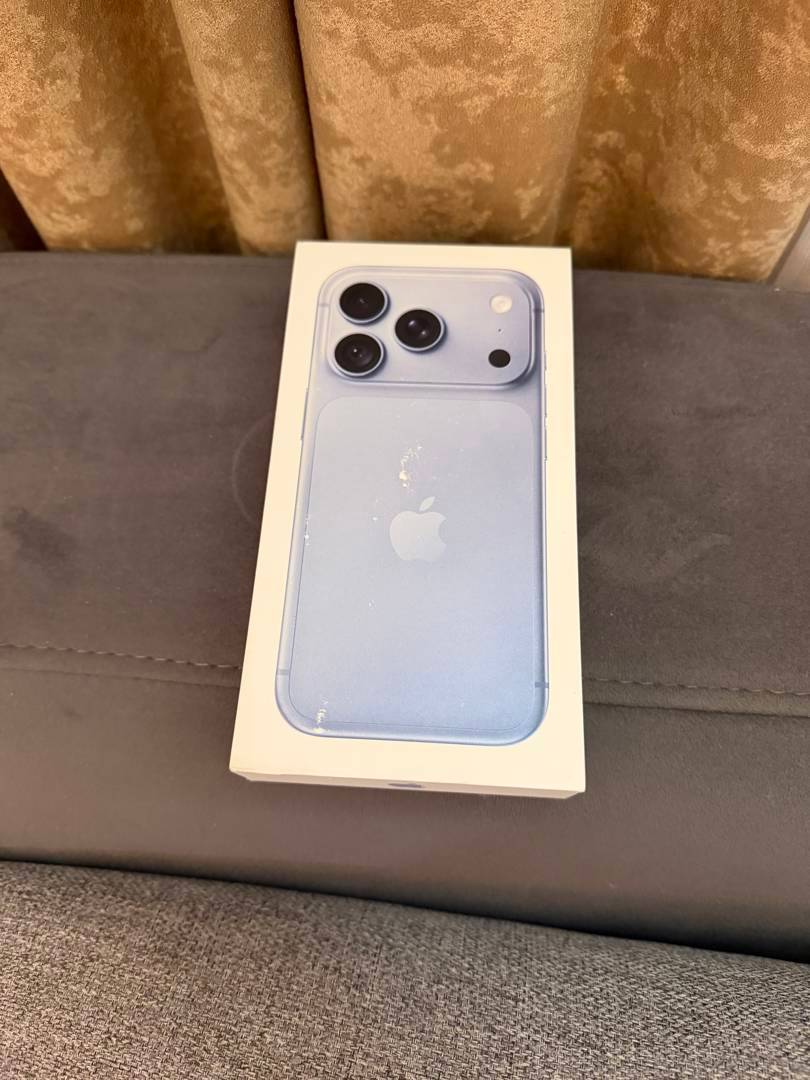 iPhone 18 Pro 256GB Glacier