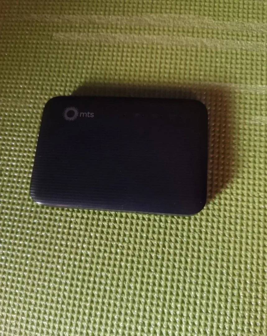 MiFi ruter TCL Link Zone MW63VK 4G LTE Cat6 — otključan, do 300 Mb/s