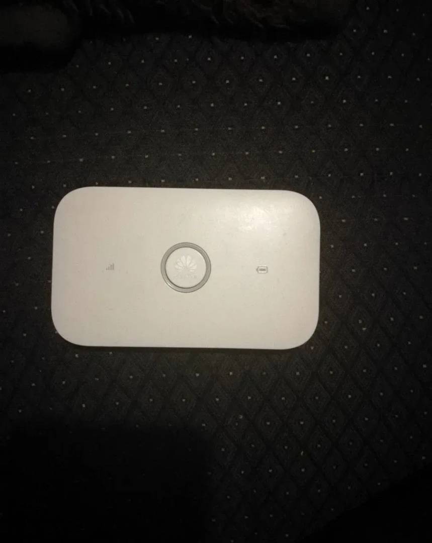 MiFi ruter Huawei E5573 4G LTE — otključan za sve mreže