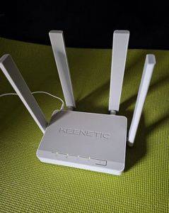 Keenetic Runner 4G (KN-2211) Wi-Fi router — unlocked, 4 × LAN — Pančevo