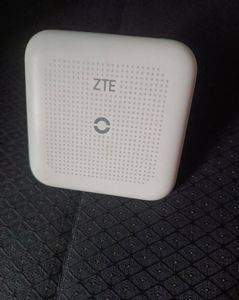 ZTE MF17A 4G LTE Wi-Fi router — unlocked, up to 300 Mbps, plugs into a socket — Pančevo