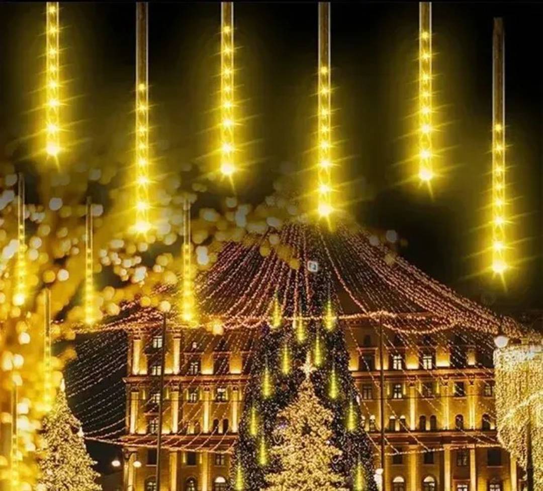 LED лампички „Метеорен дъжд“, 8 тръби × 50 см, жълта светлина