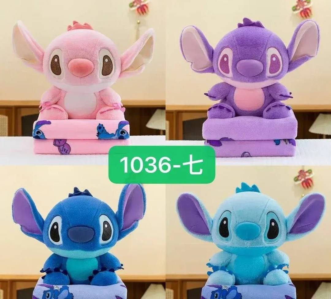 Plush Stitch pillow with blanket 110 × 160 cm