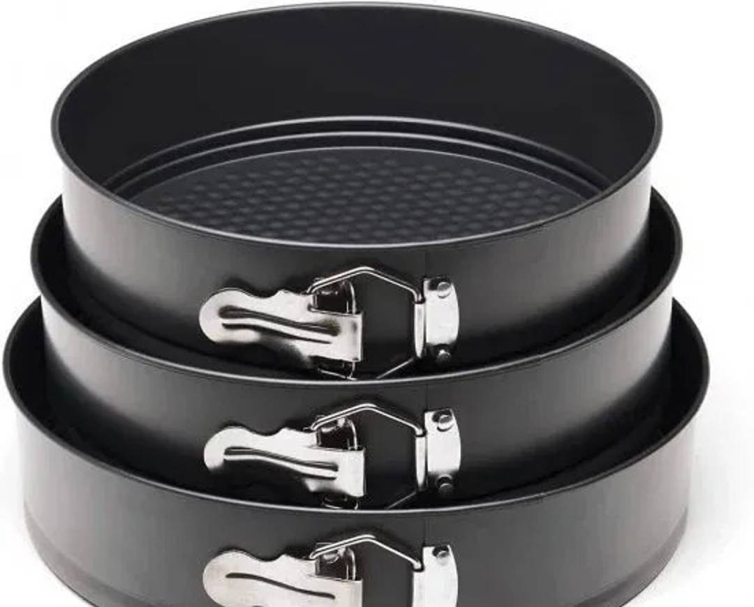 Set aus 3 Springformen für Kuchen, 24, 26 und 28 cm