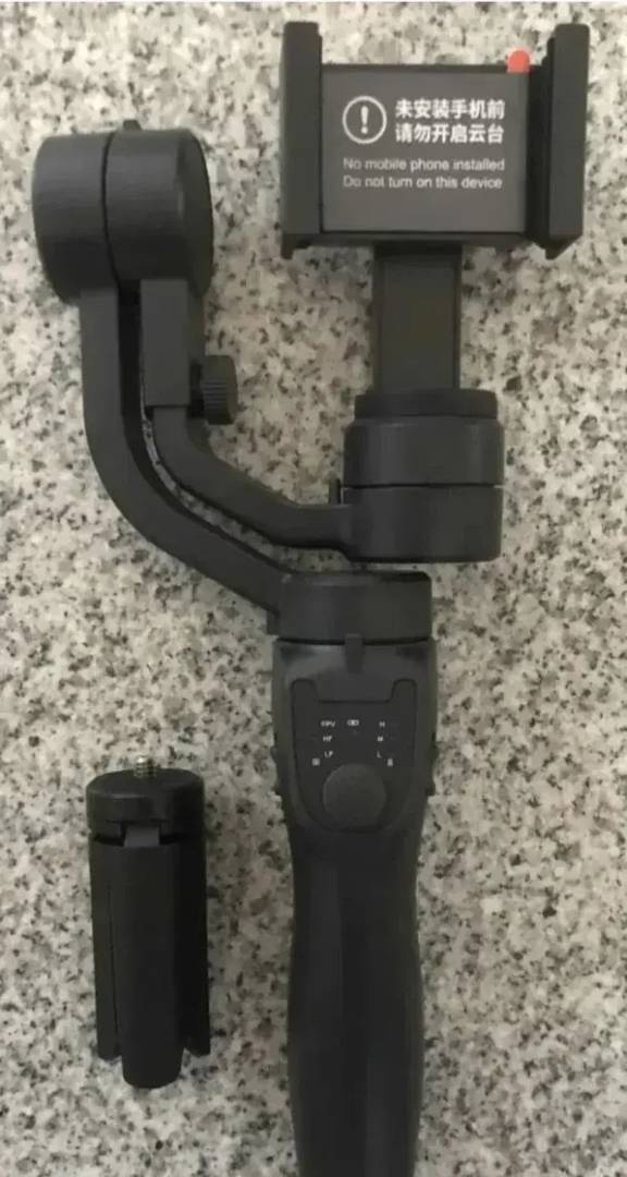 Gimbal stabilizator F8 za telefon, 3 ose, 2200 mAh