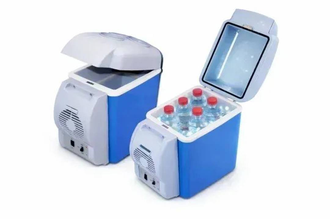 Mini car fridge, 7.5 L, 12 V, cooling and heating