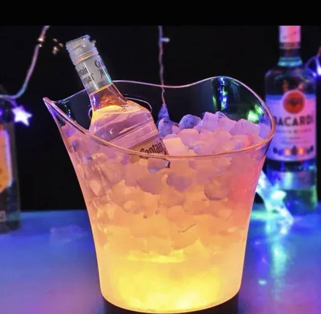 LED-Eiskübel für Eis und Getränke mit RGB-Beleuchtung