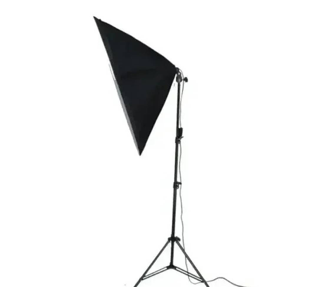 Softbox set za studijsko osvetljenje 50 × 70 cm sa LED sijalicom i stalkom