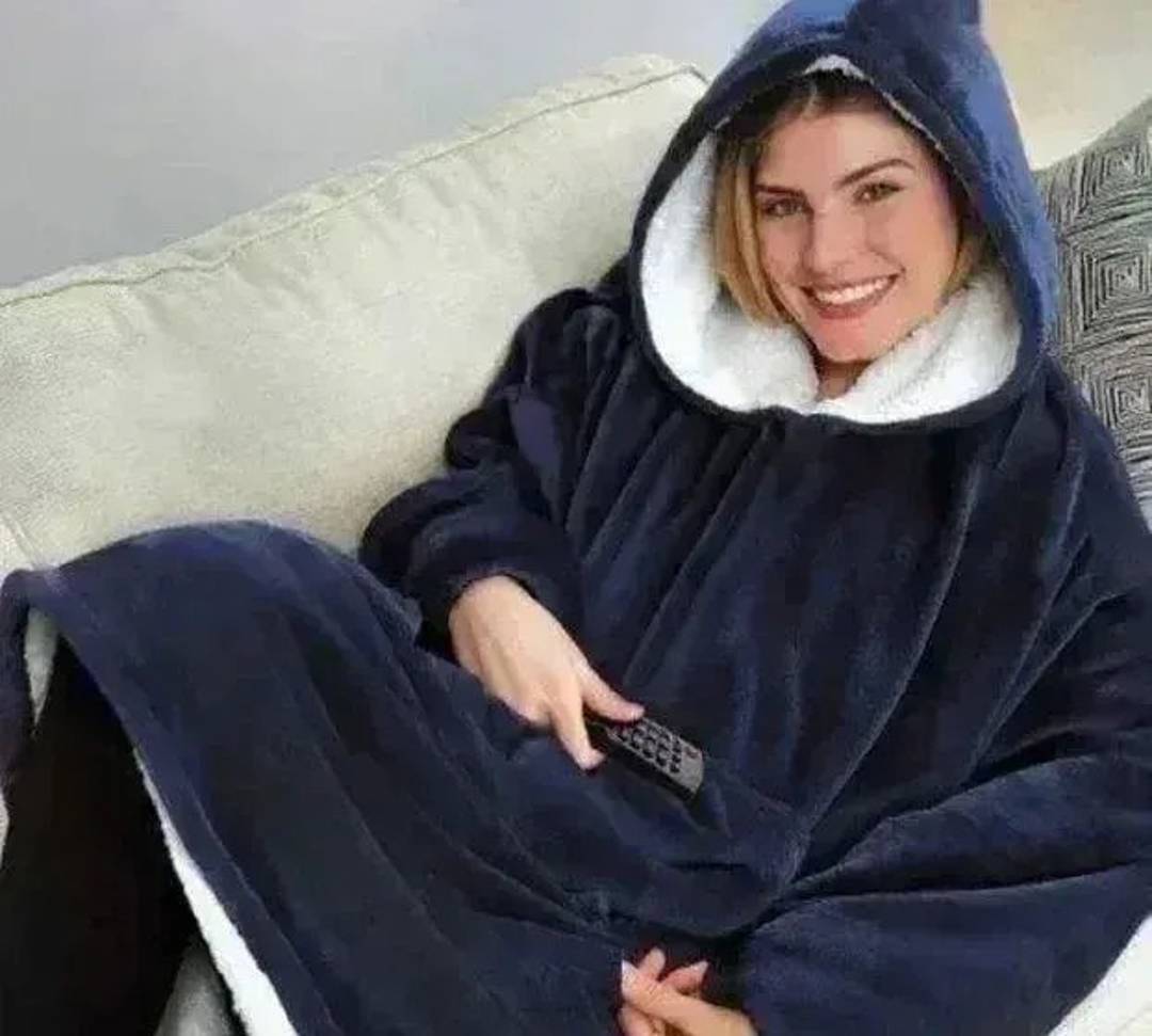 Kuschelige Hoodie-Decke aus weichem Plüsch, Einheitsgröße