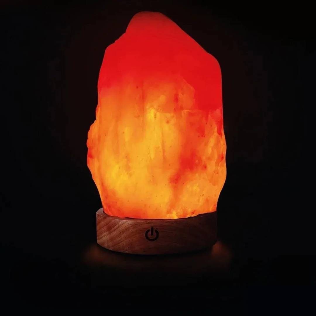 Himalaya-Salzlampe mit Holzsockel, USB, ca. 15 cm hoch