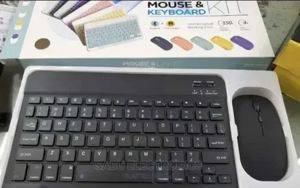 Kabelloses Tastatur- und Maus-Set in mehreren Farben — Beograd