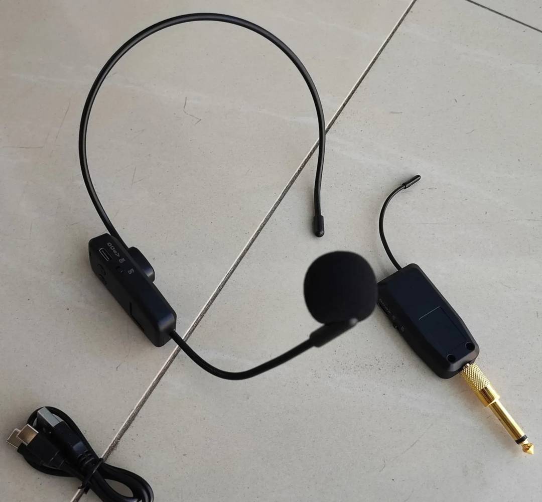 Microfon wireless de cap cu emițător de 6,3 mm, rază de acțiune 50 m