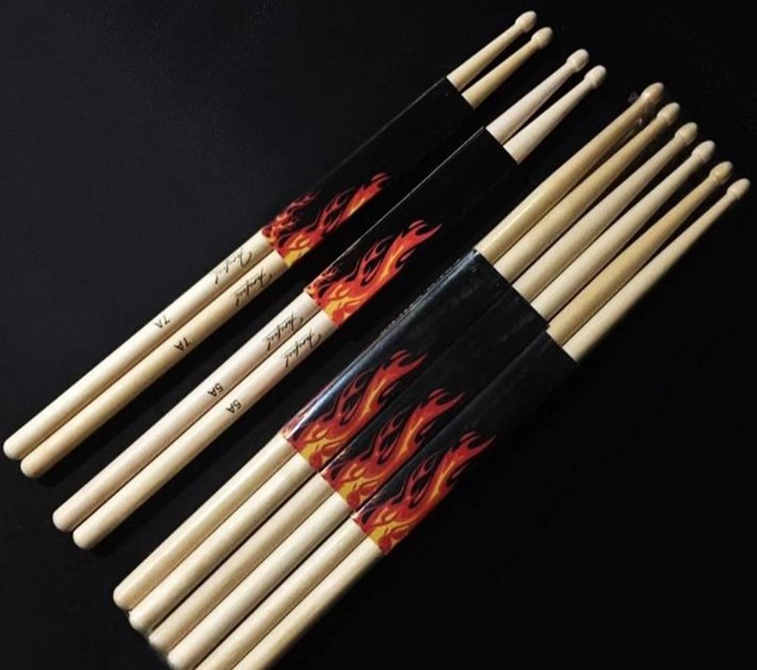 Tasche für Drumsticks mit 12 Paar Sticks (5A oder 7A)
