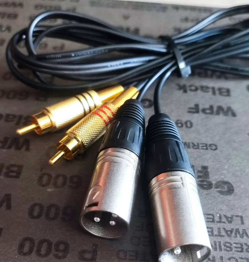 Kabel 2× RCA-Stecker auf 2× XLR-Stecker, 2 m