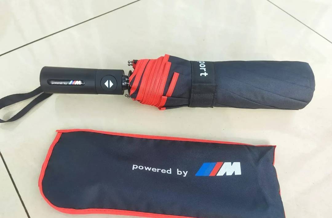 BMW M-Regenschirm mit automatischer Öffnung