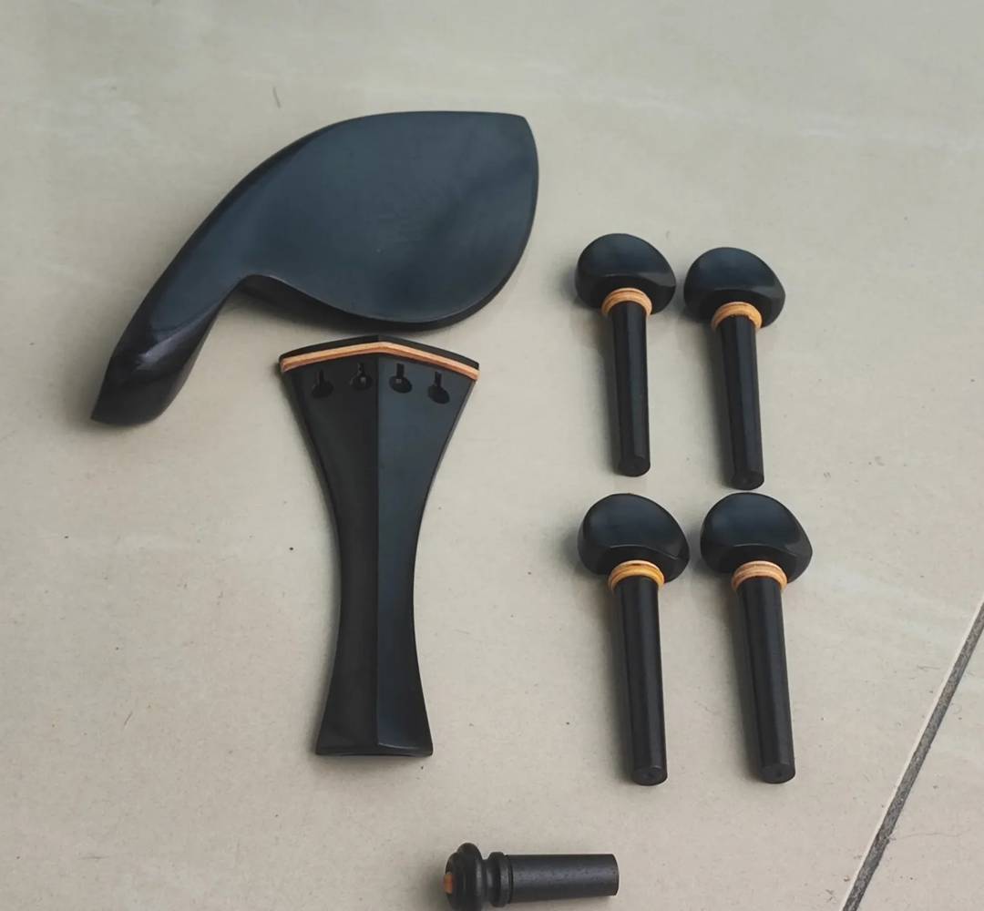 Set de accesorii pentru vioară 4/4 din lemn de trandafir, 7 piese