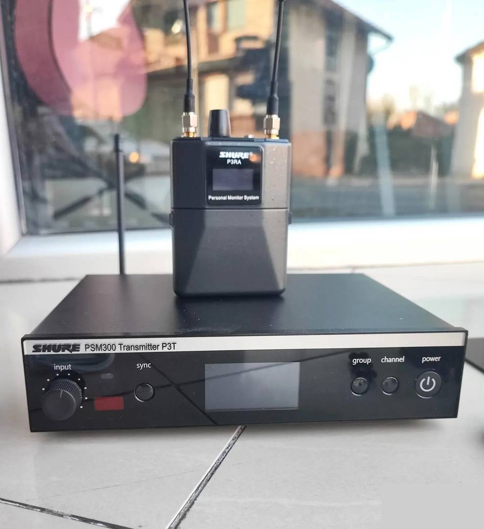 Shure PSM300 In-Ear-Monitoring-System, optional mit Shure SE215